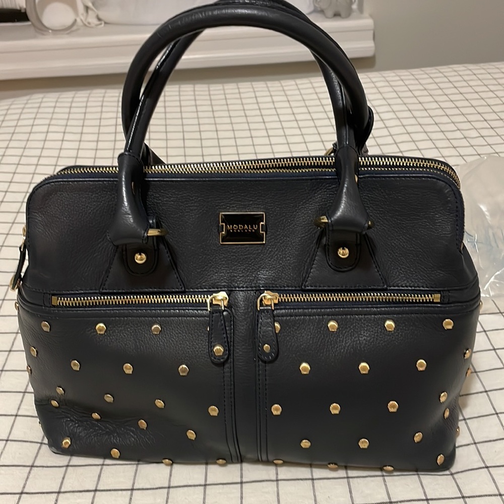 Modalu England “Pippa” handbag - navy with seashell detail
